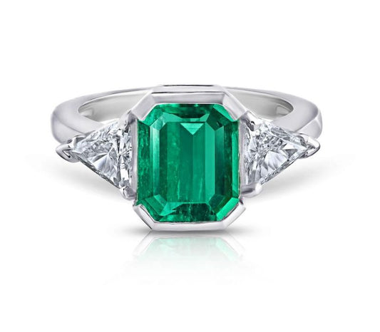 2.00 Cts Emerald Ring